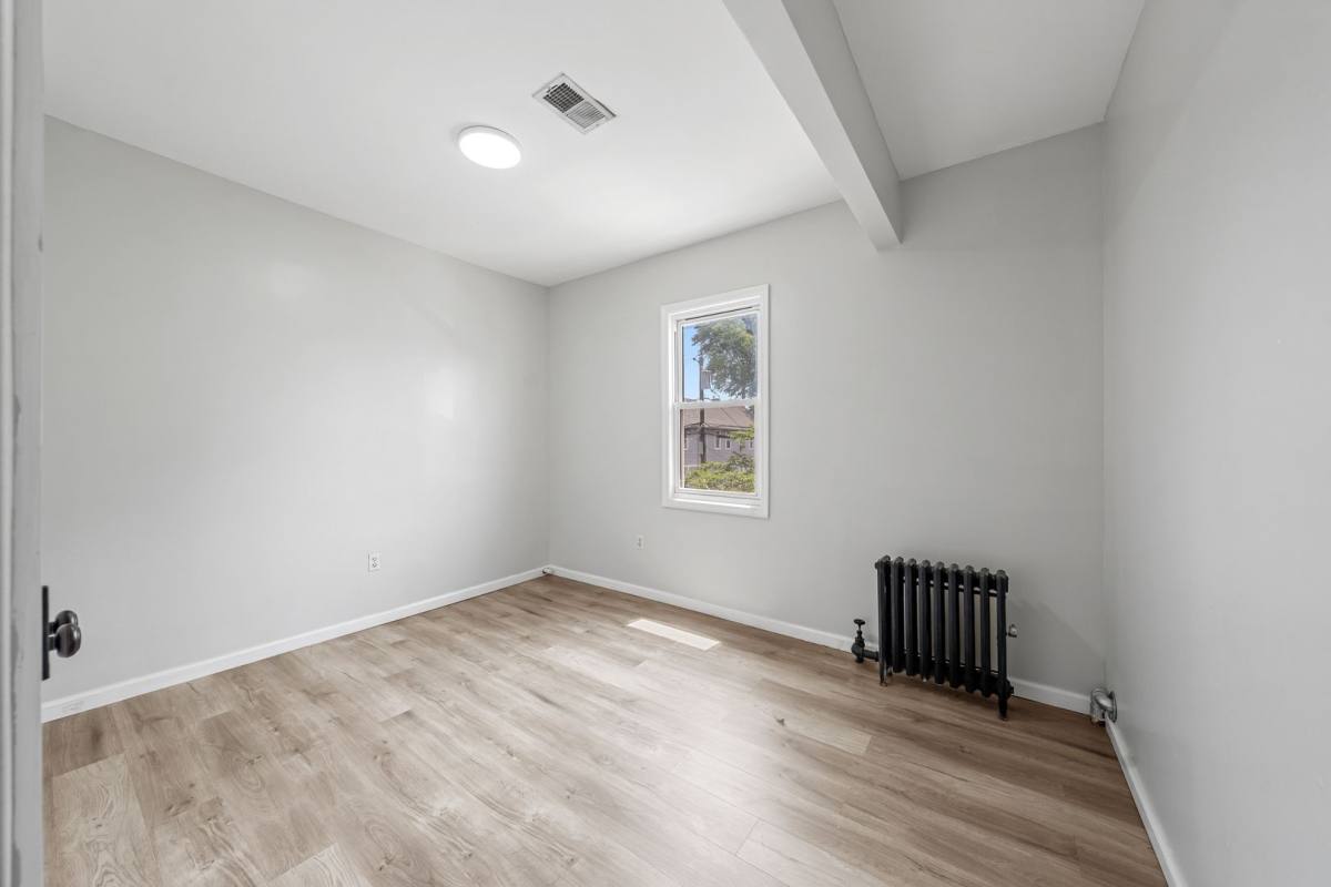 Apartment for rent at 210 W Price St, Linden, NJ 07036