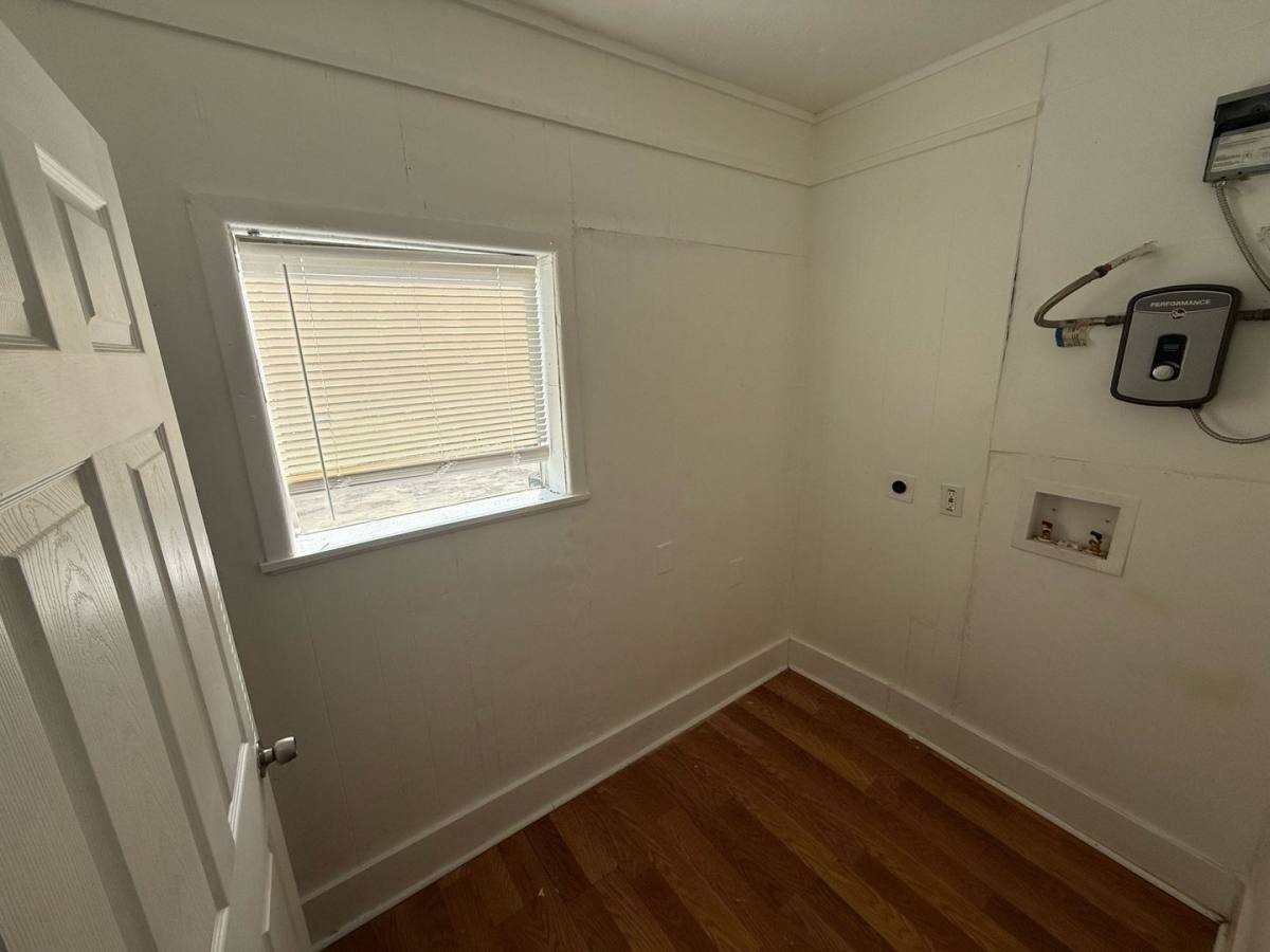 Apartment for rent at 2500 Orange Ave, Beaumont, TX 77701