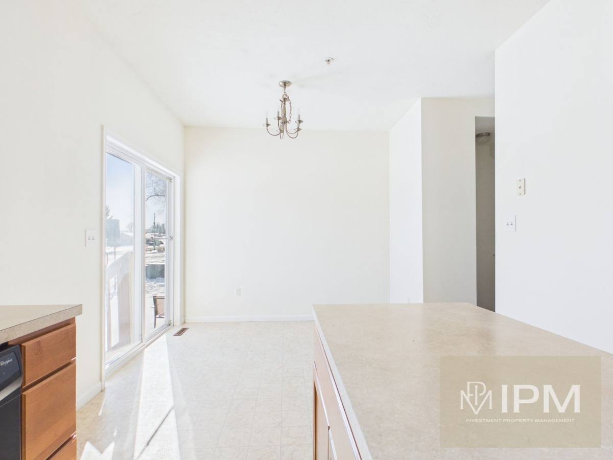 Townhouse for rent at 1212 Ledge Dr, York, PA 17408