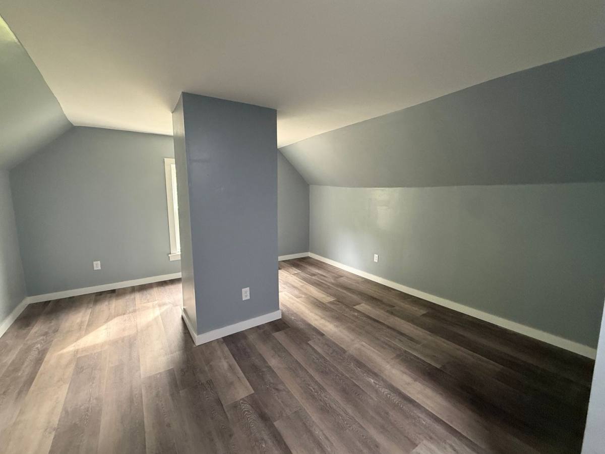 Apartment for rent at 186 W Bow St, Franklin, NH 03235
