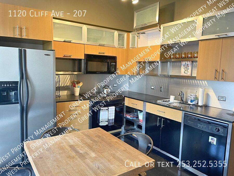 1120 Cliff Ave #207, Tacoma, WA 98402 - Apartment for Rent - Image 4