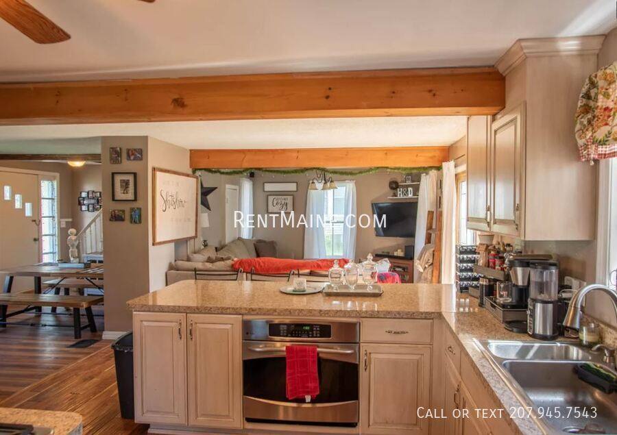 Apartment for rent at 78 Seventh St, Bangor, ME 04401