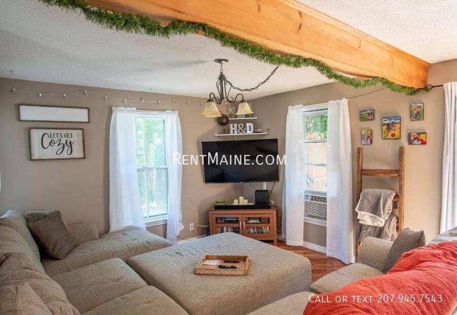 Apartment for rent at 78 Seventh St, Bangor, ME 04401