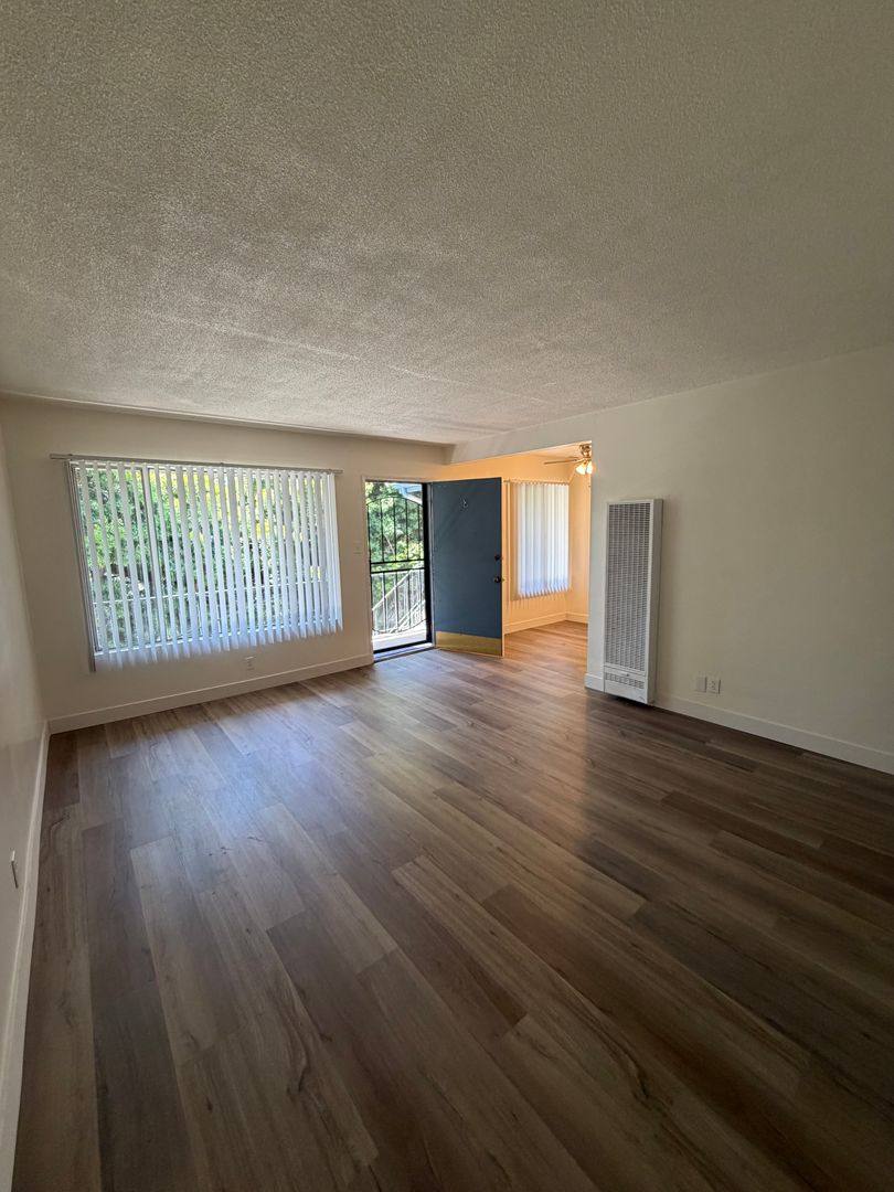 Apartment for rent at 501 Temple Ave, Long Beach, CA 90814