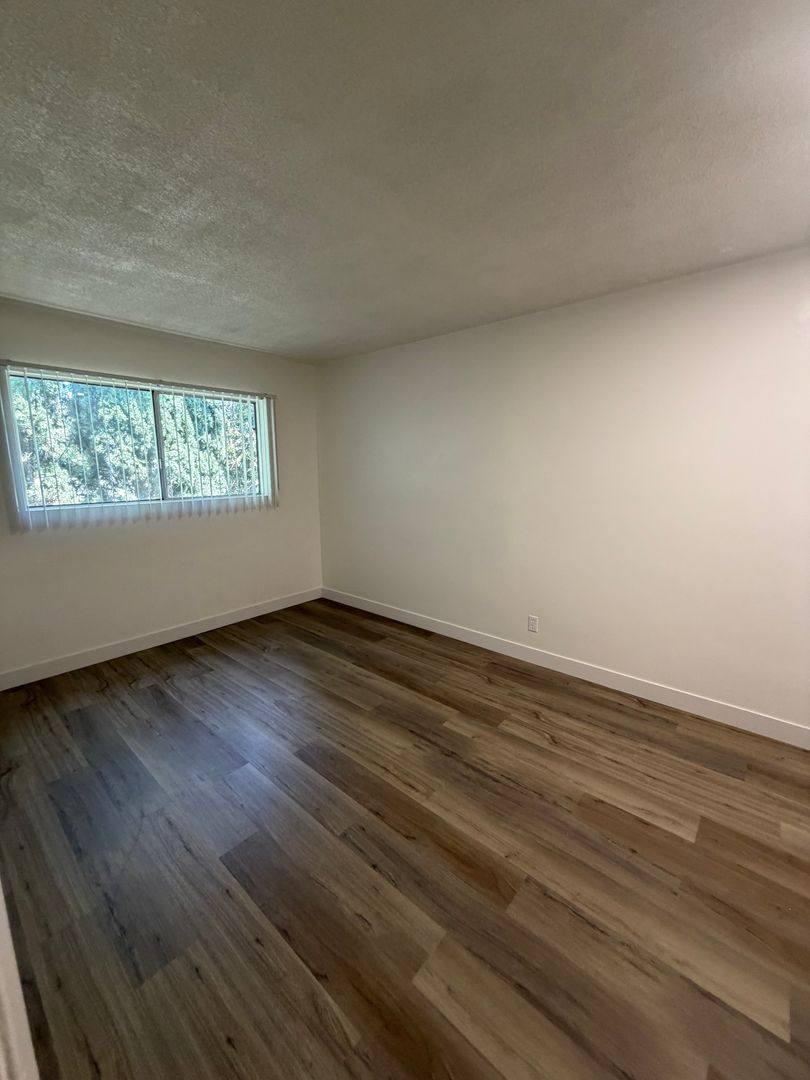 Apartment for rent at 501 Temple Ave, Long Beach, CA 90814