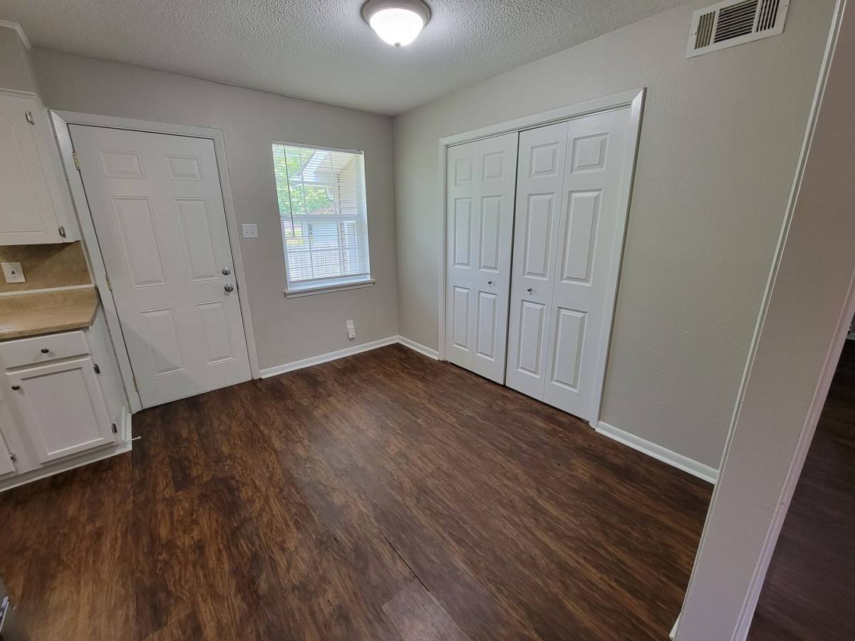 House for rent at 1900 Kelly Dr, Jacksonville, AR 72076