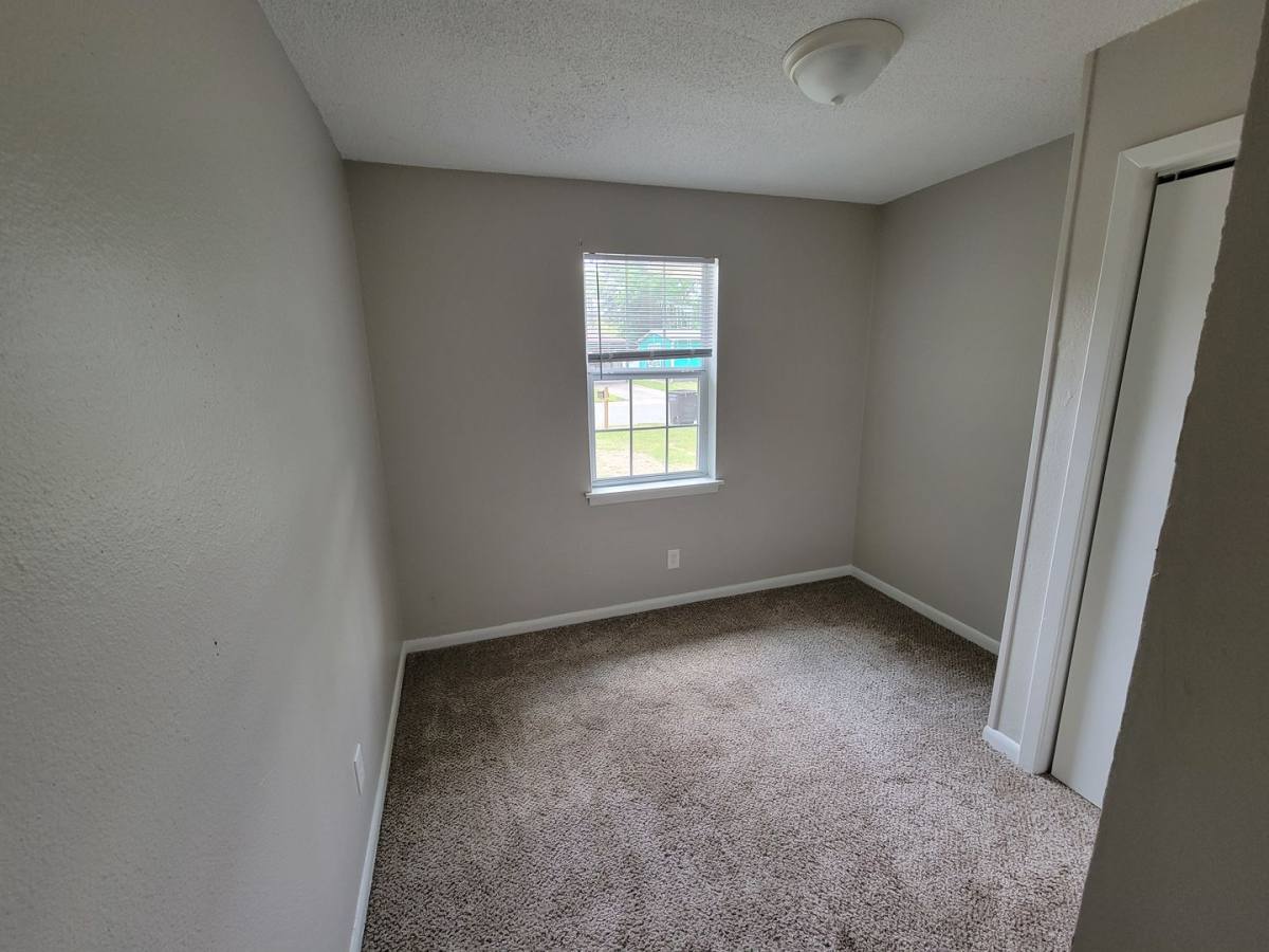 House for rent at 1900 Kelly Dr, Jacksonville, AR 72076