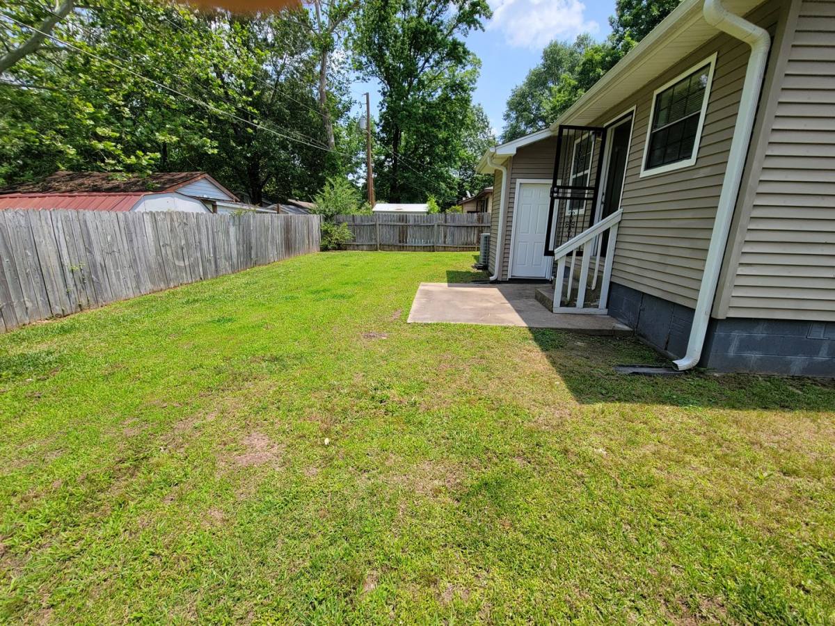 House for rent at 1900 Kelly Dr, Jacksonville, AR 72076