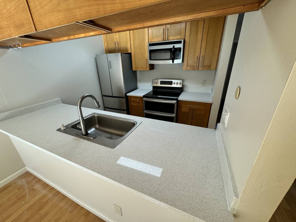 Apartment for rent at 240 Hollis Ave #4, Campbell, CA 95008