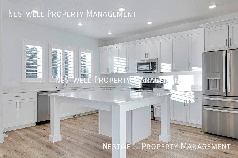 Townhouse for rent at 8139 N St Cecilia, Eagle Mountain, UT 84005