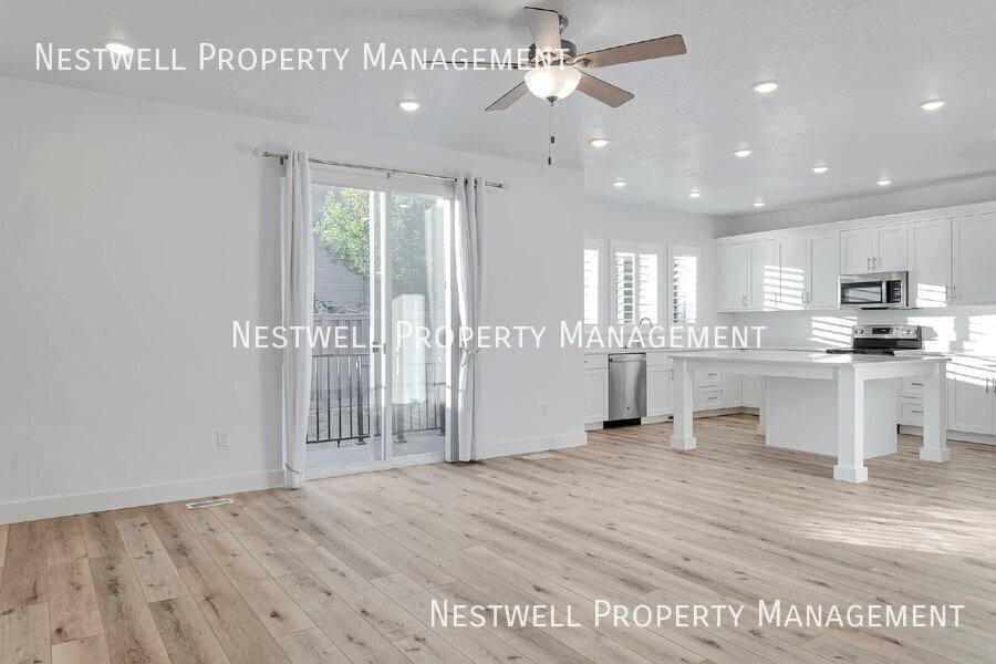 Townhouse for rent at 8139 N St Cecilia, Eagle Mountain, UT 84005