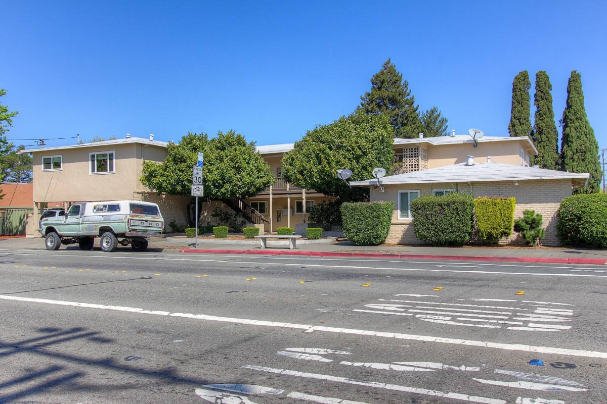Apartment for rent at 901 Link Lane, Santa Rosa, CA 95401