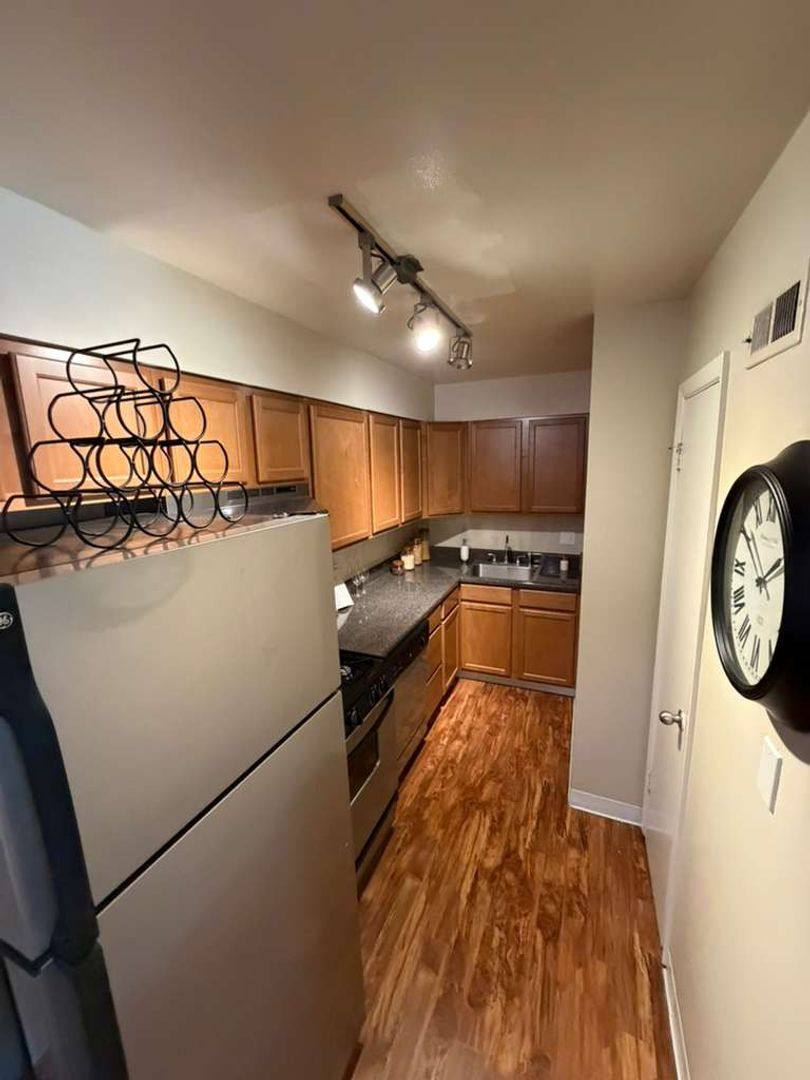 Apartment for rent at 1360 Presidential Dr, Columbus, OH 43212