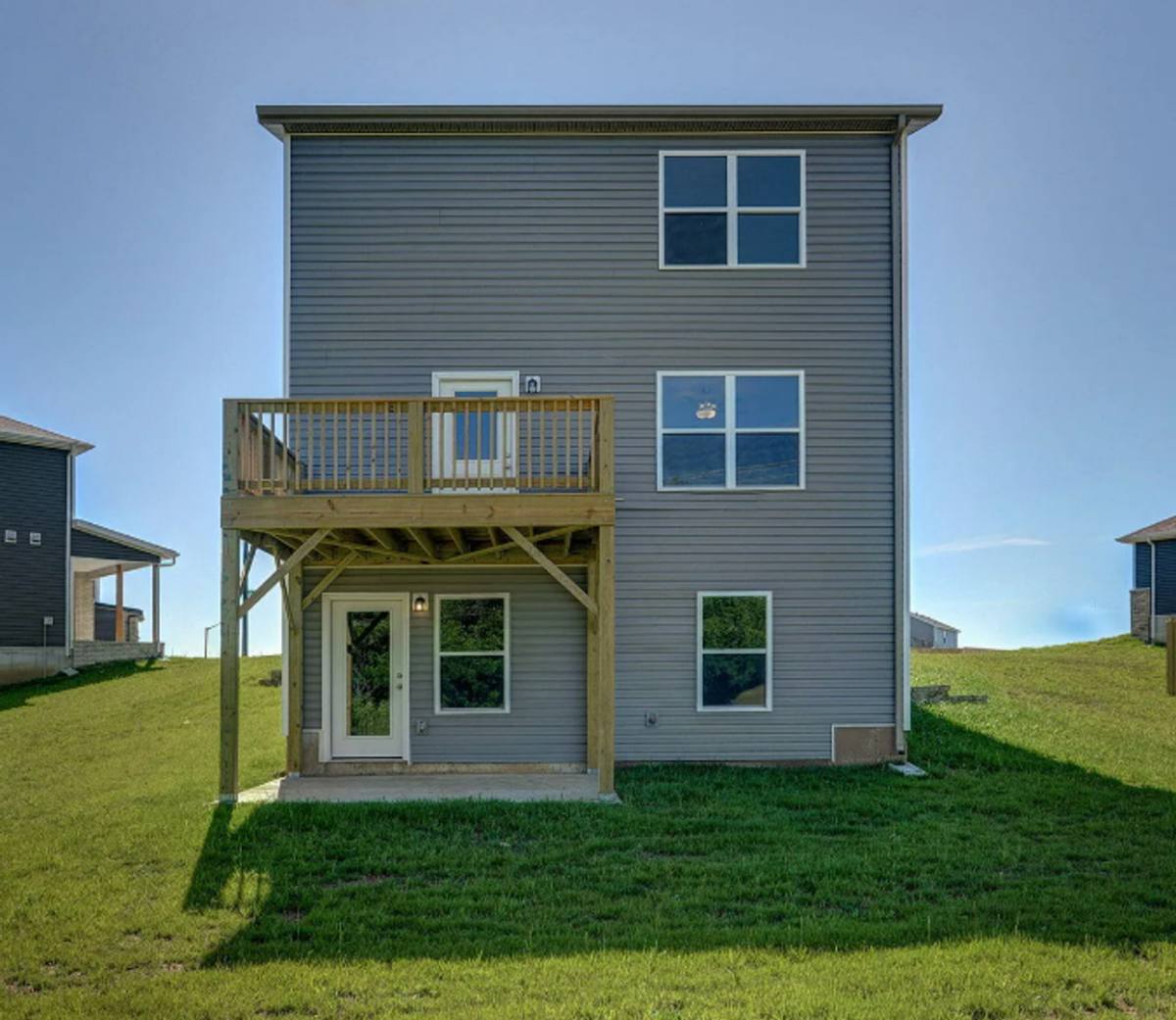 House for rent at 1110 E Perry St, Republic, MO 65738