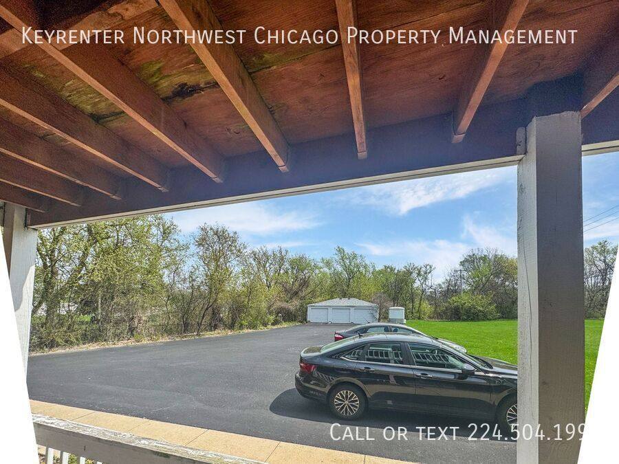 Condo for rent at 1902-1904 N Seminary Ave, Woodstock, IL 60098