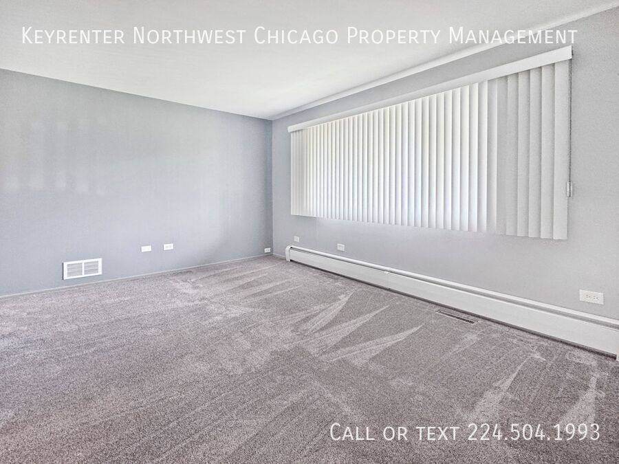 Condo for rent at 1902-1904 N Seminary Ave, Woodstock, IL 60098