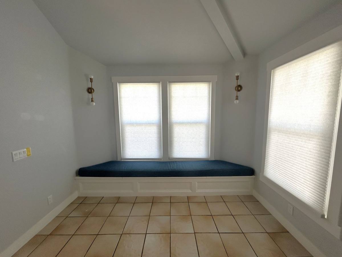 House for rent at 1938 Westminister Ave, Costa Mesa, CA 92627