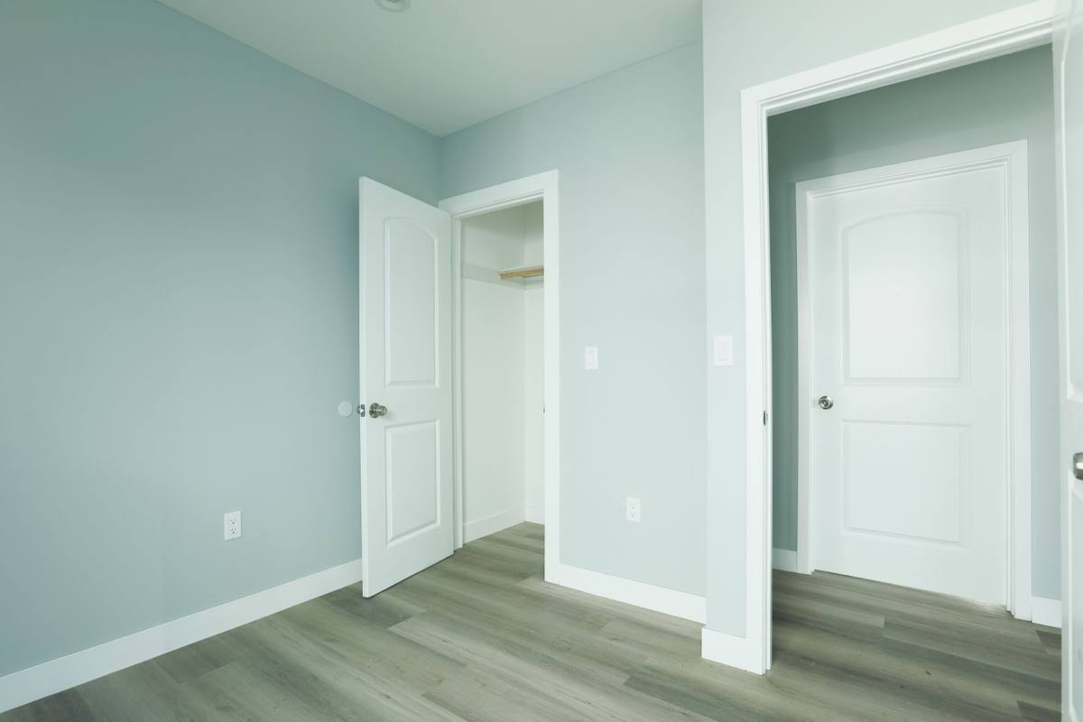 Apartment for rent at 6433 S Victoria Ave, Los Angeles, CA 90043