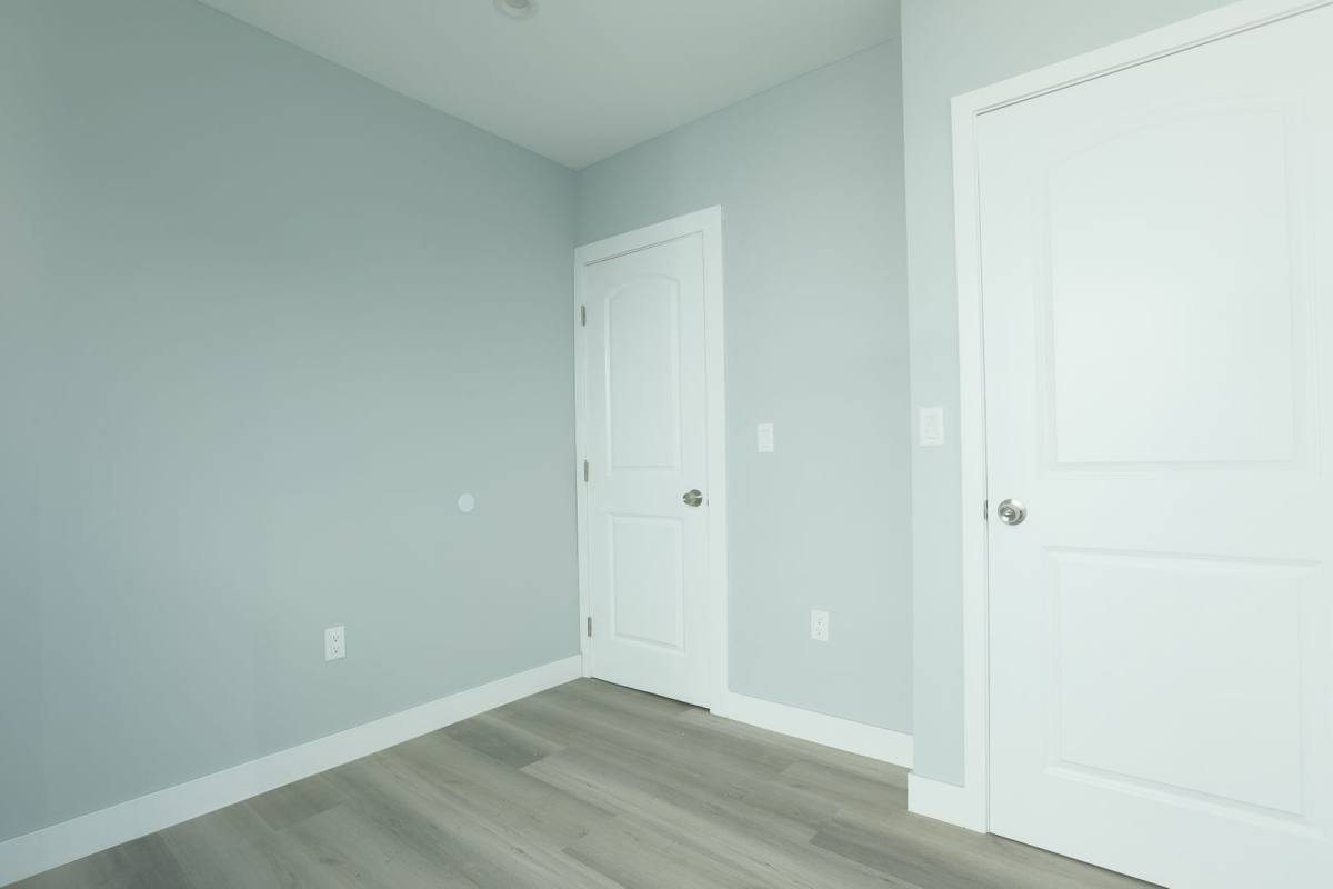Apartment for rent at 6433 S Victoria Ave, Los Angeles, CA 90043