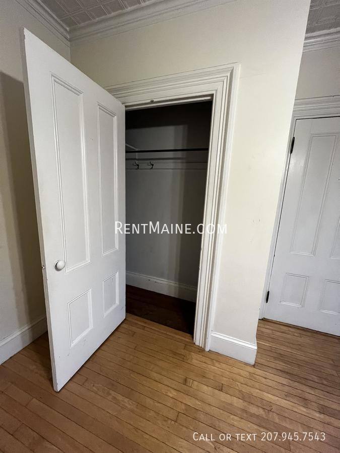 Apartment for rent at 269 French St #C, Bangor, ME 04401