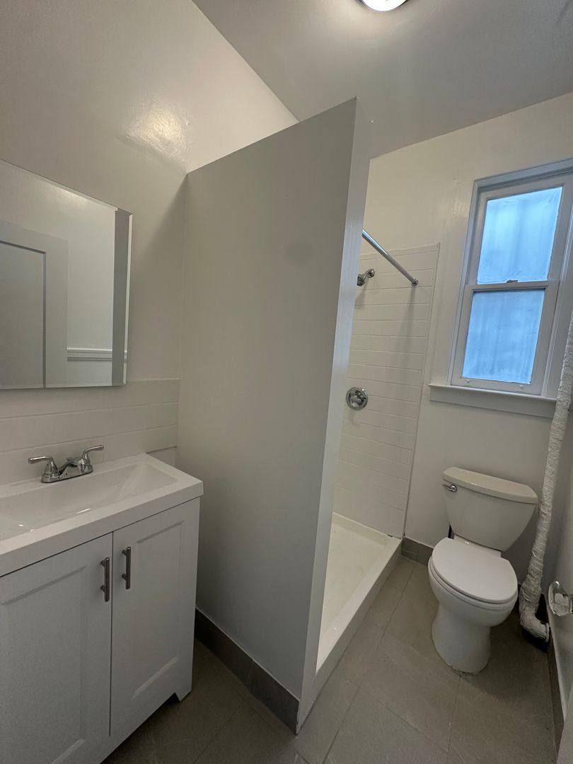 Apartment for rent at 410-412 15th Ave, San Francisco, CA 94118