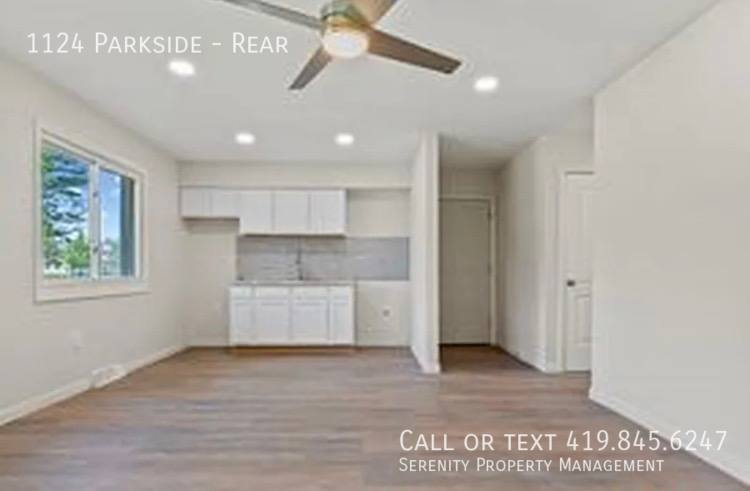 Apartment for rent at 1124 Parkside #REAR, Toledo, OH 43607