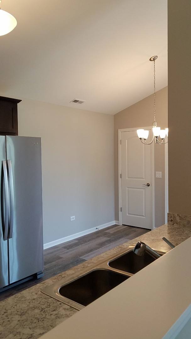 Apartment for rent at 4398 Timber Ridge Court, Joliet, IL 60431