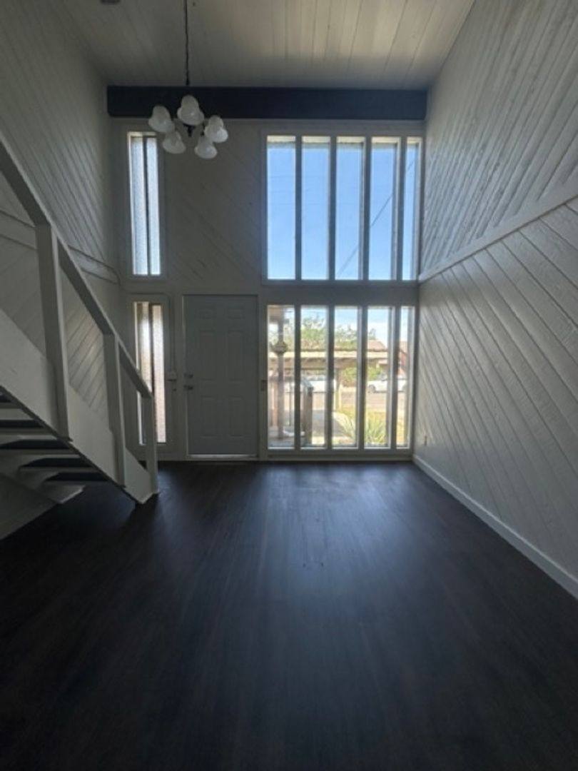 Apartment for rent at 1016 W 6th Ave, Spokane, WA 99204