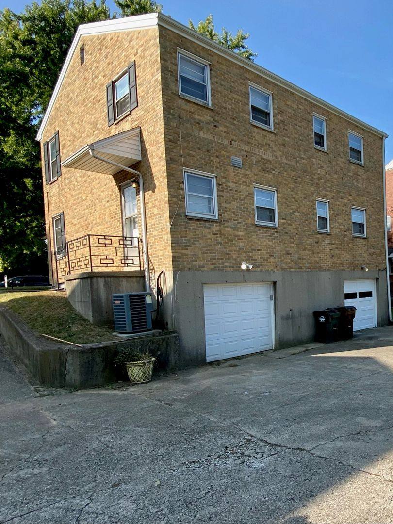 Apartment for rent at 3003 Grand Ave, Middletown, OH 45044