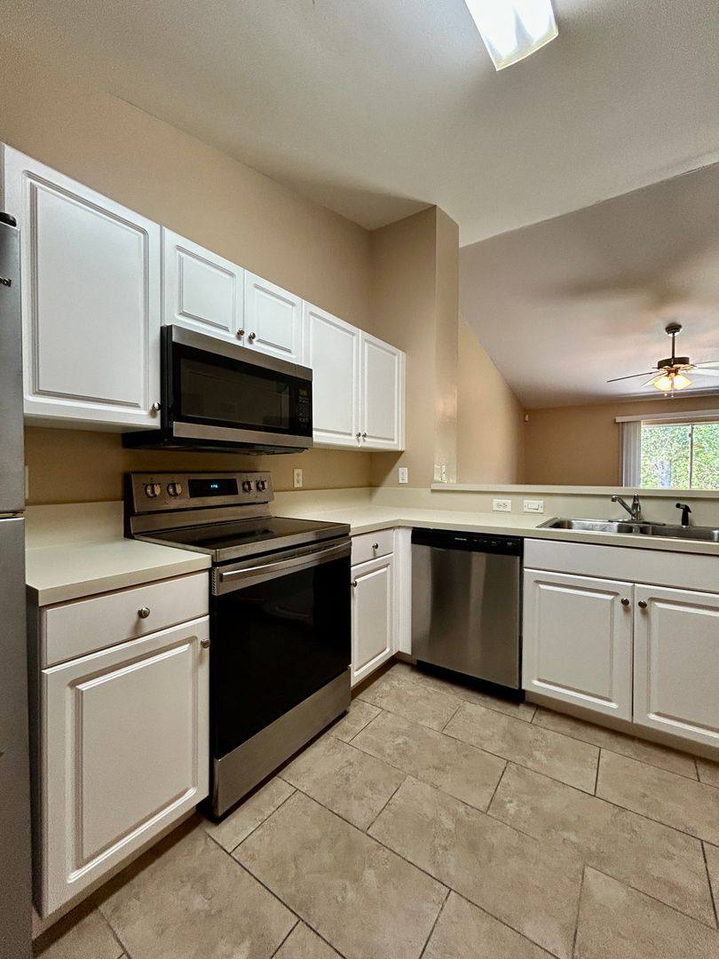 Townhouse for rent at 346 Bell Blvd S, Lehigh Acres, FL 33974