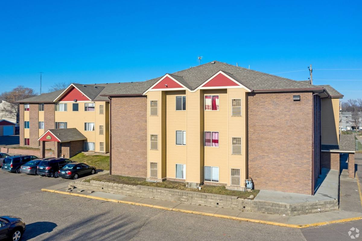 Apartment for rent at 1510 9th Ave S, Saint Cloud, MN 56301