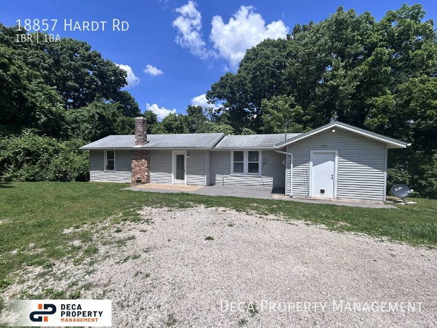 House for rent at 18857 Hardt Rd, Wildwood, MO 63038