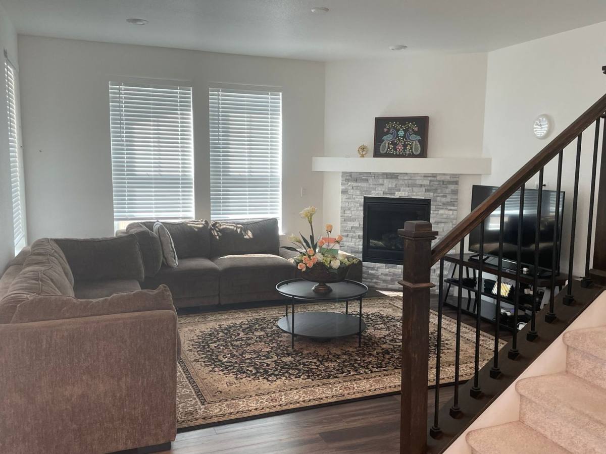 House for rent at 656 Netta Dr, Broomfield, CO 80023