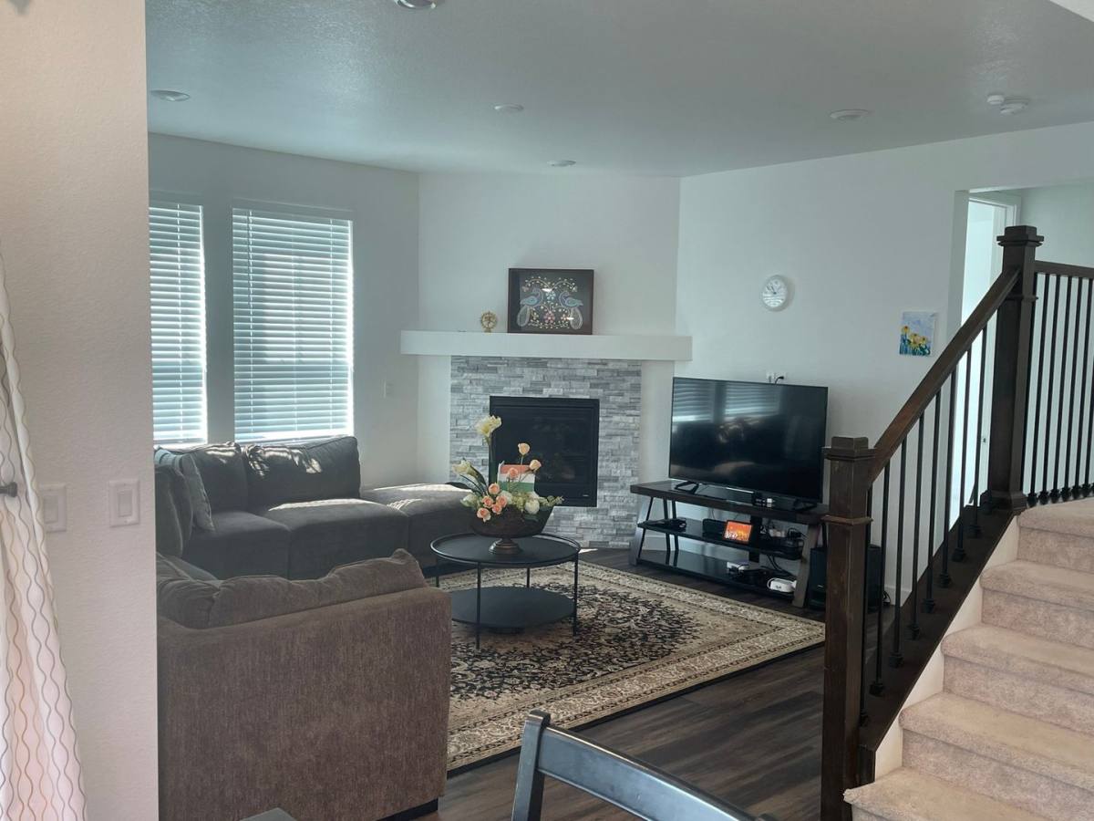 House for rent at 656 Netta Dr, Broomfield, CO 80023