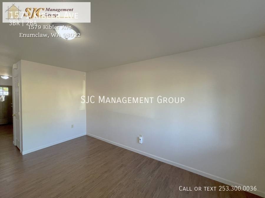 Townhouse for rent at 1571 Kibler Ave, Enumclaw, WA 98022