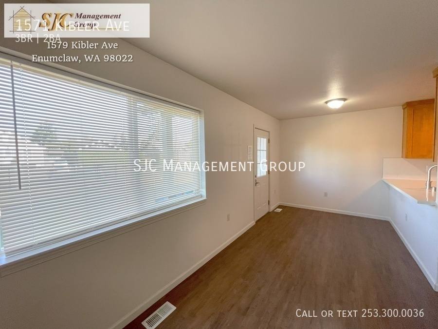 Townhouse for rent at 1571 Kibler Ave, Enumclaw, WA 98022