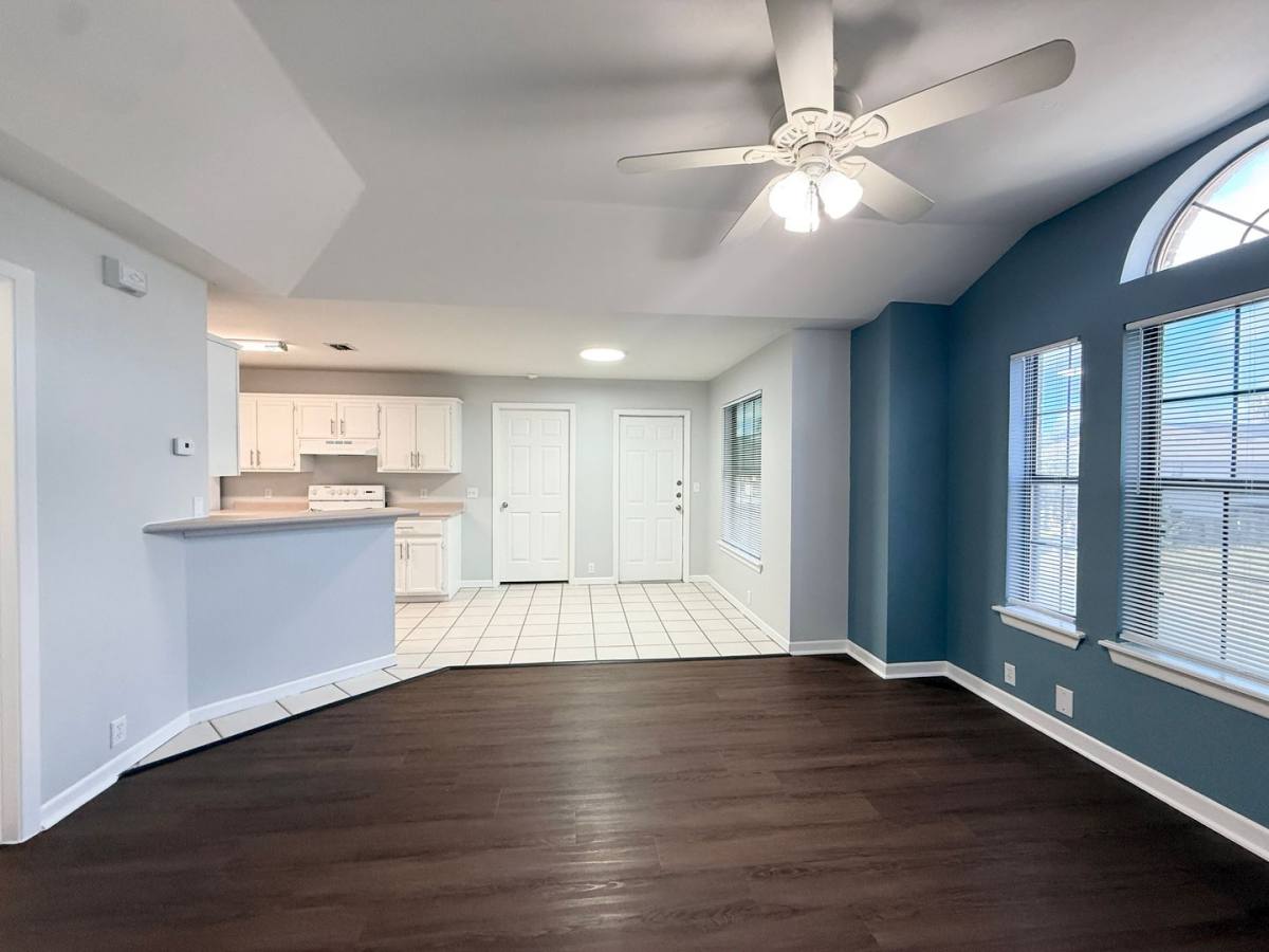 Apartment for rent at 3100 N J St, McAllen, TX 78501