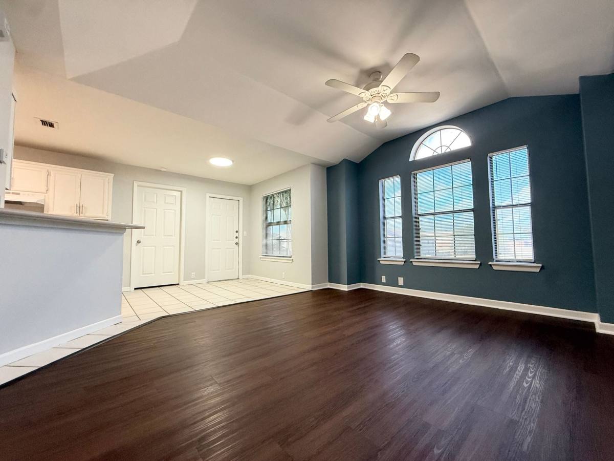 Apartment for rent at 3100 N J St, McAllen, TX 78501