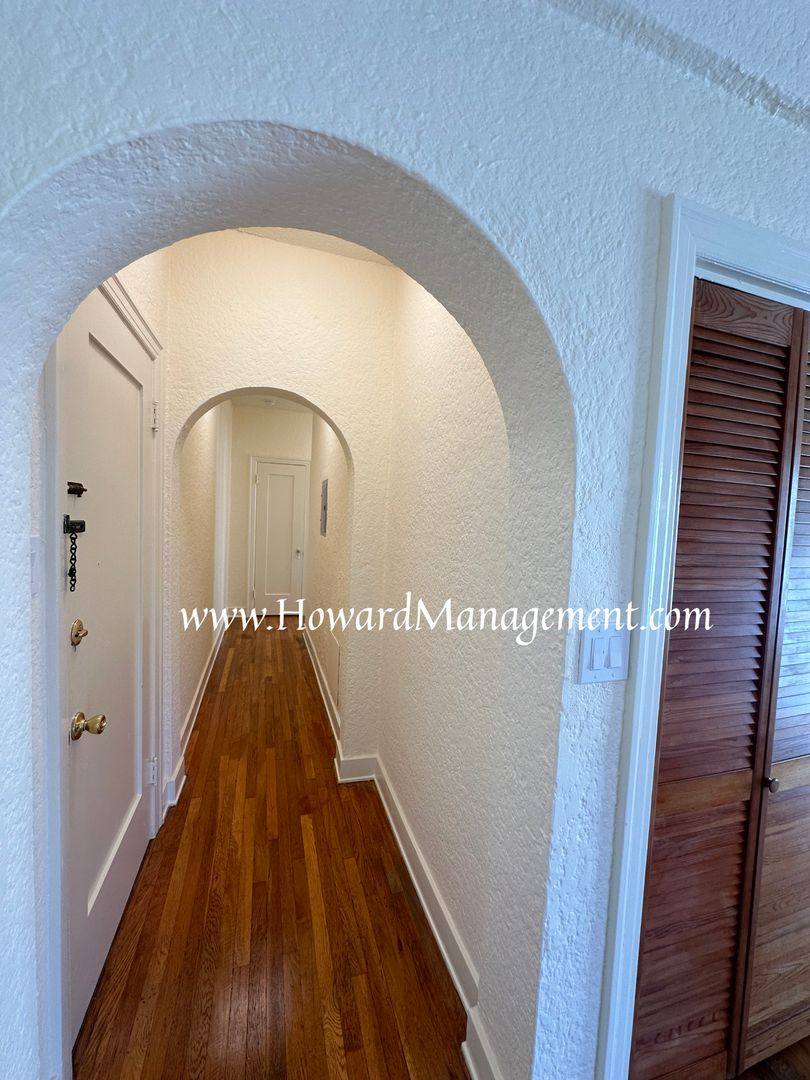Apartment for rent at 351 N Ogden Dr, Los Angeles, CA 90036