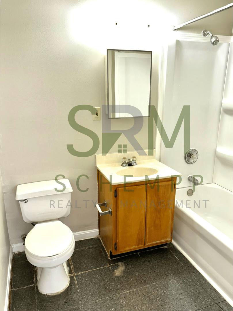 Apartment for rent at 2614 W Jefferson St, Louisville, KY 40203