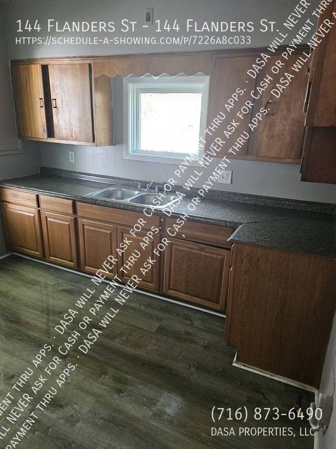Apartment for rent at 144 Flanders St, Rochester, NY 14619