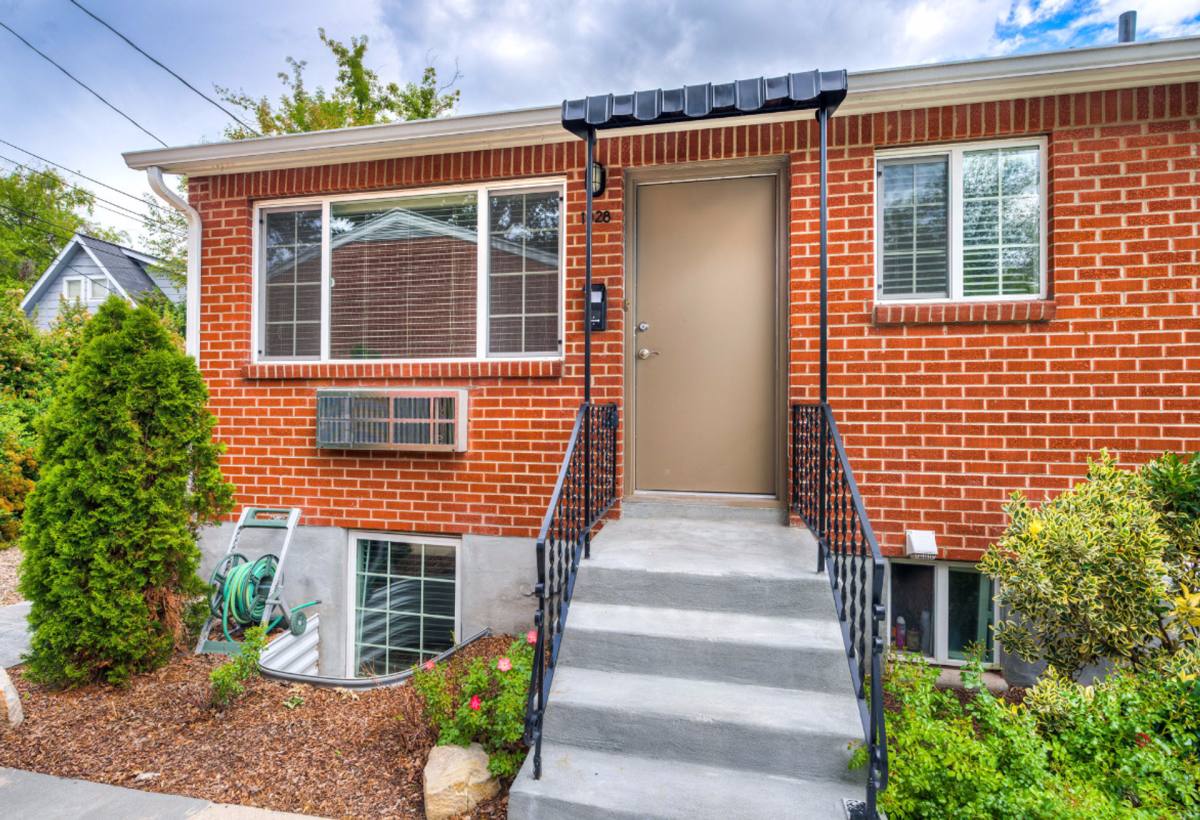 Apartment for rent at 1934 Potter St, Boise, ID 83706