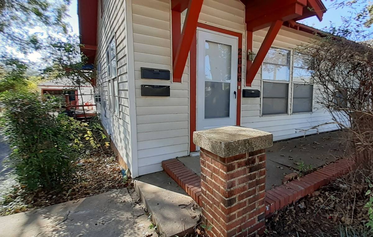 Apartment for rent at Bomar, 2604-10 Bomar Ave, Fort Worth, TX 76103