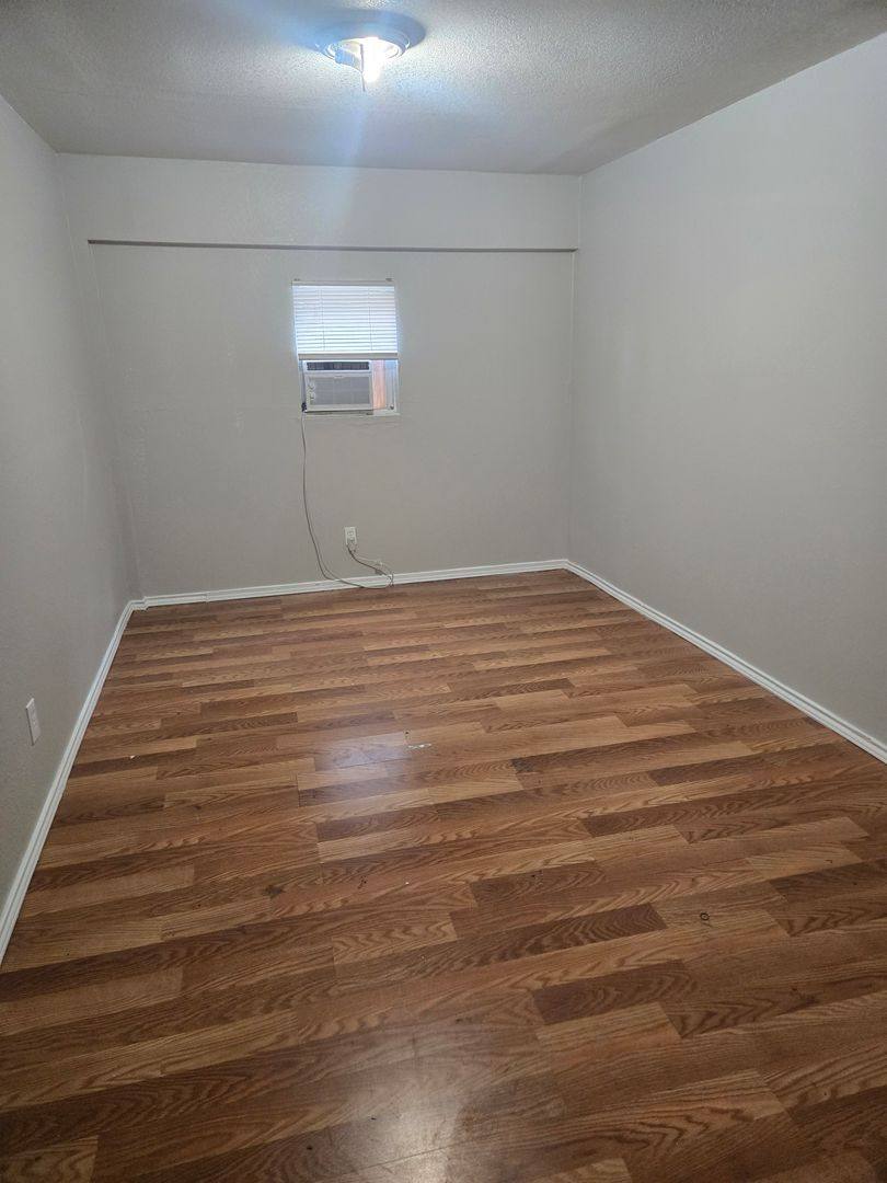 Apartment for rent at 2604-10 Bomar Ave, Fort Worth, TX 76103