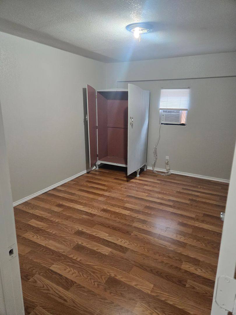 Apartment for rent at 2604-10 Bomar Ave, Fort Worth, TX 76103