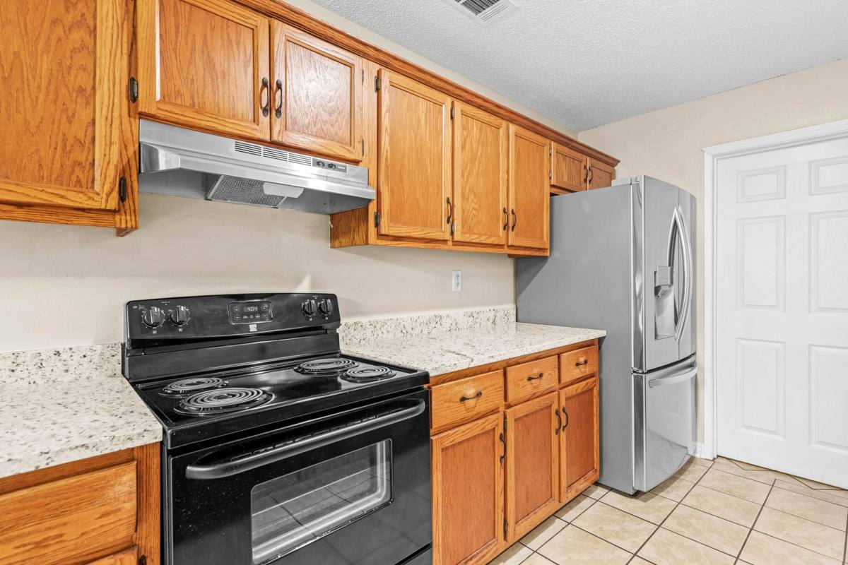 House for rent at 502 Hyde Park Dr, Crestview, FL 32539