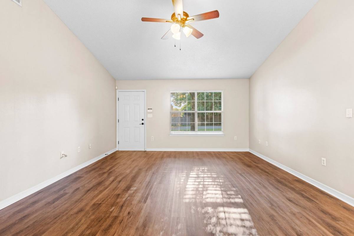 House for rent at 502 Hyde Park Dr, Crestview, FL 32539