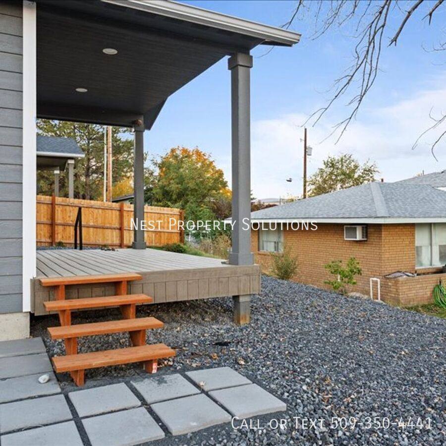 House for rent at 516 W Main Ave, Soap Lake, WA 98851