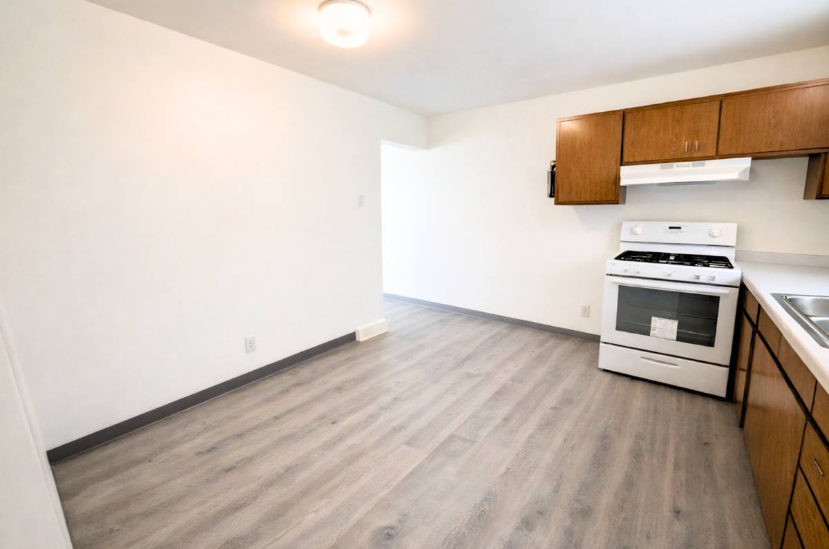 Townhouse for rent at 836 Lois Court #836, Hartford, WI 53027