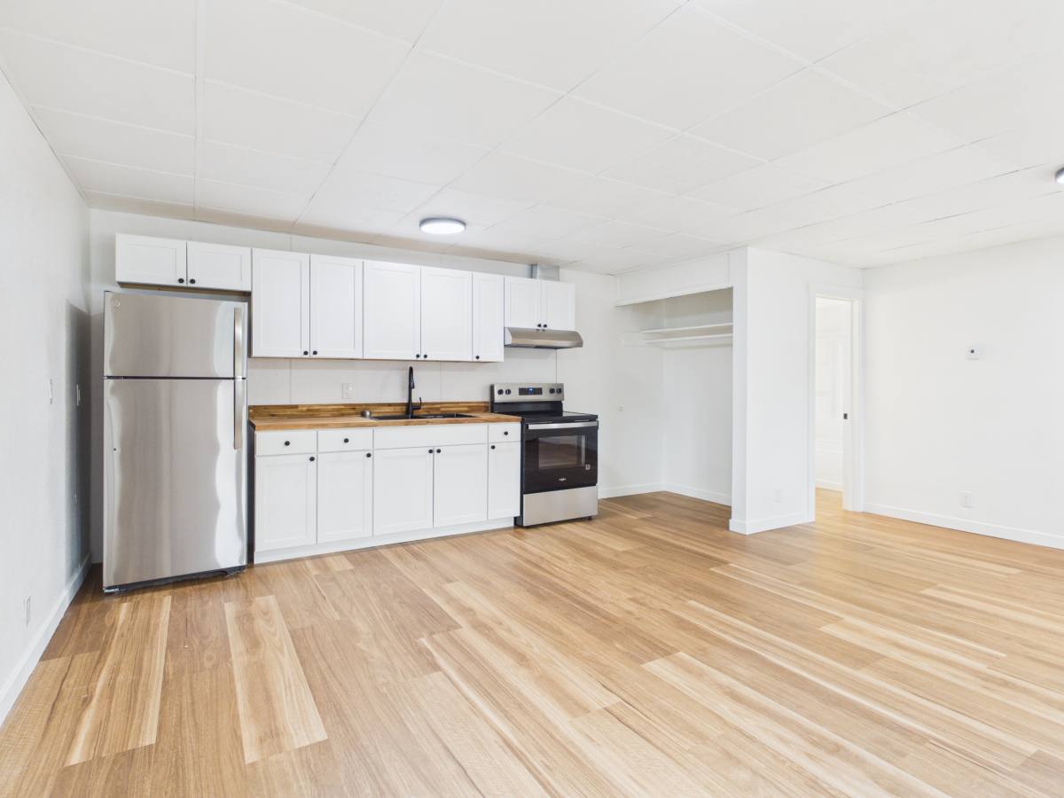 Apartment for rent at 1301 9th Ave #B, Fairbanks, AK 99701